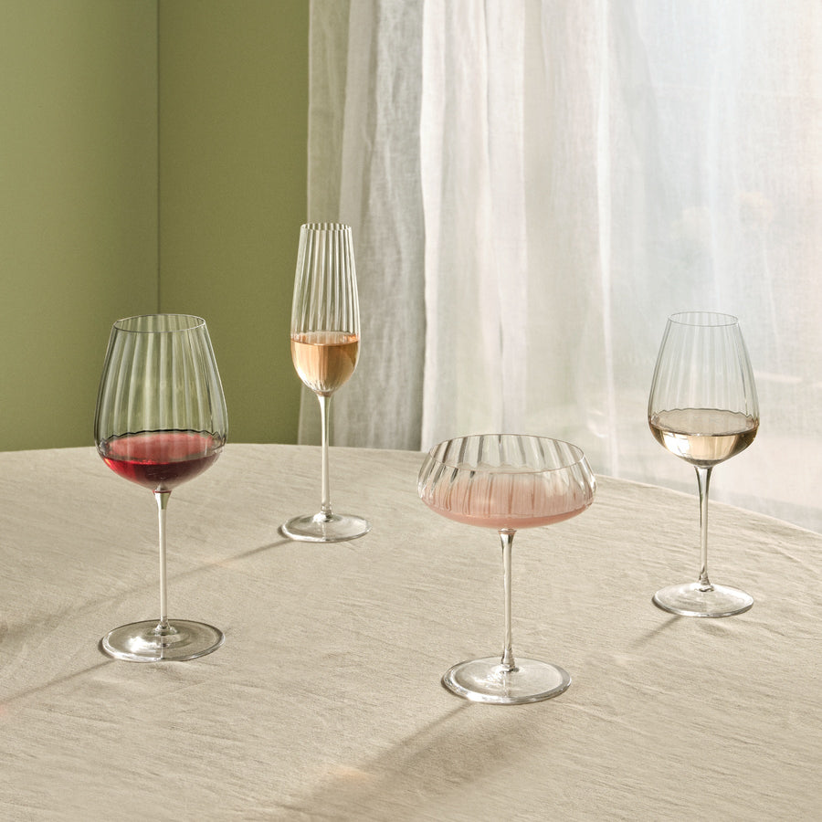 Round Up White Wine Glasses
