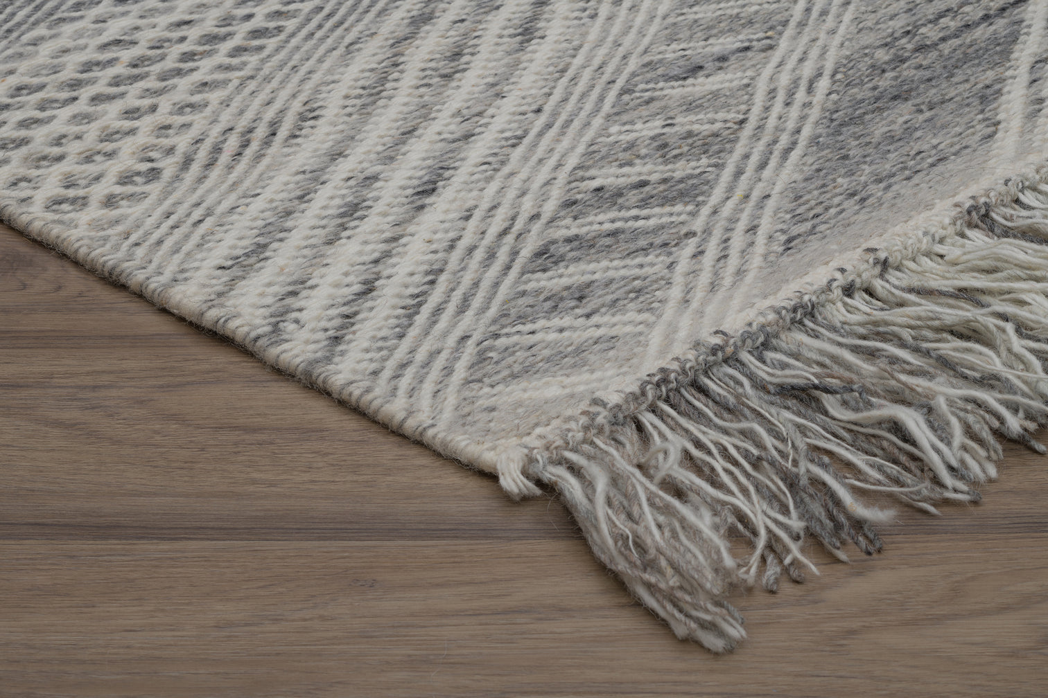 Zinder Rug Zander Rug – ASHLEY STARK HOME