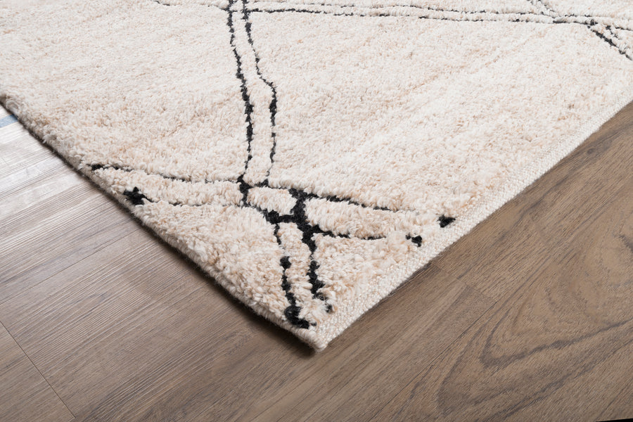 Aderes Rug